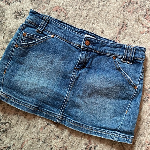 Y2K FIORUCCI MINI SKIRT! - Picture 5 of 5